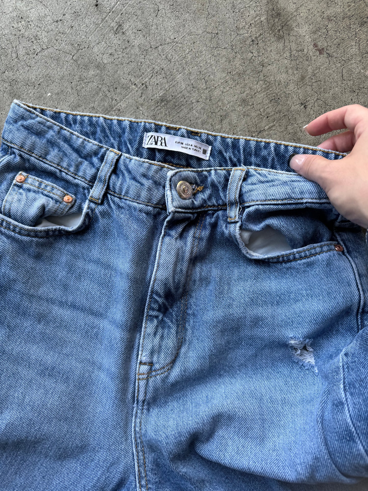 Zara Jeans