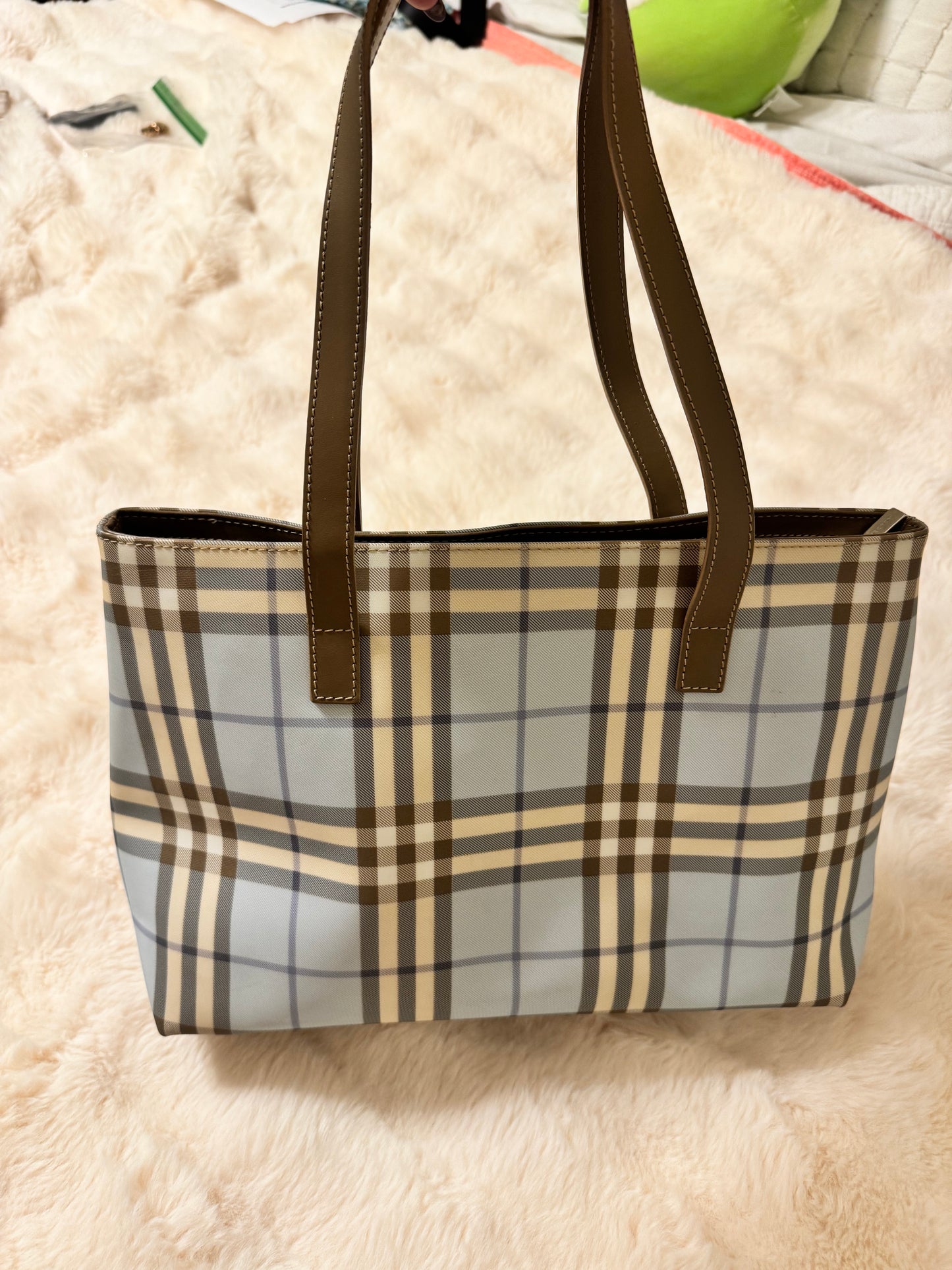 NEW burberry purse