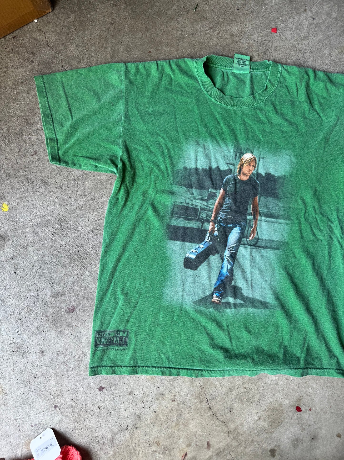 Kenny ches tee