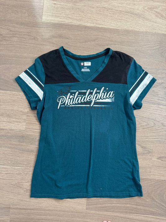 Eagles V neck sz large