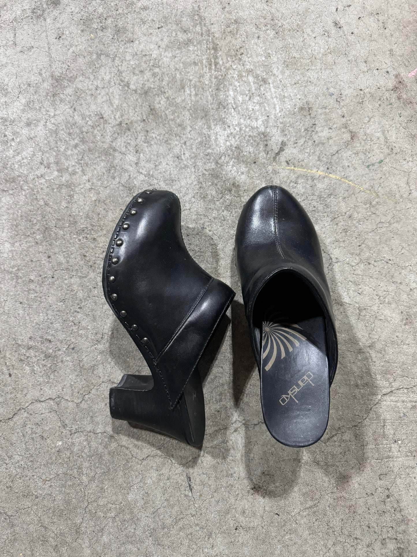 Vtg Clogs