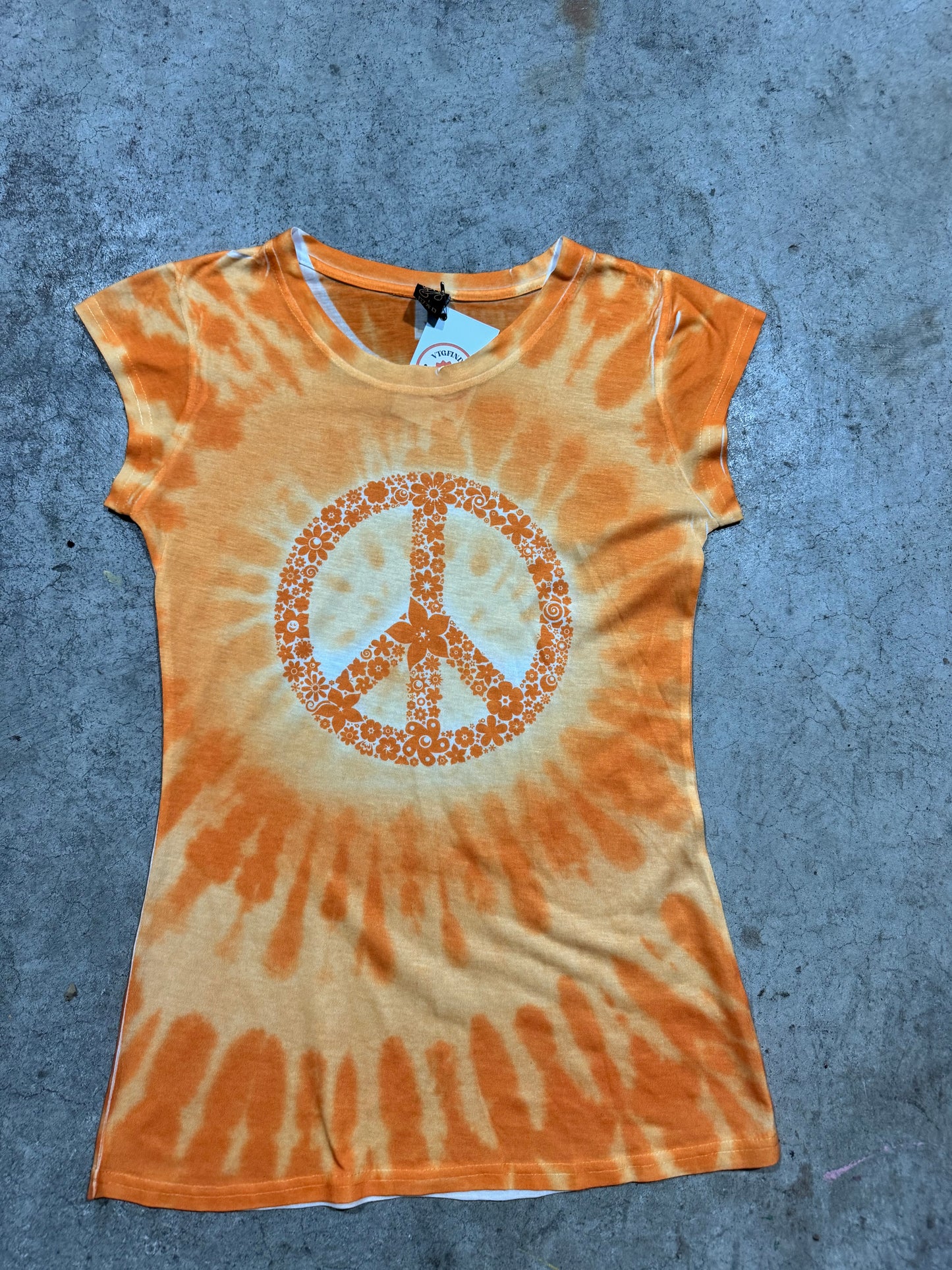 Peace sign tee