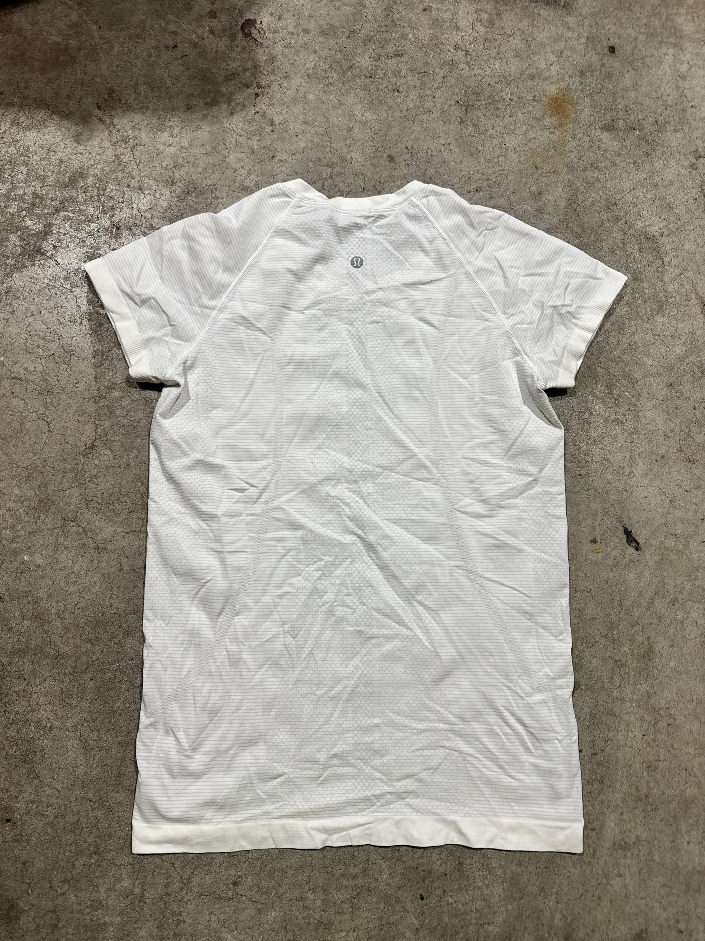 Lululemon workout tee