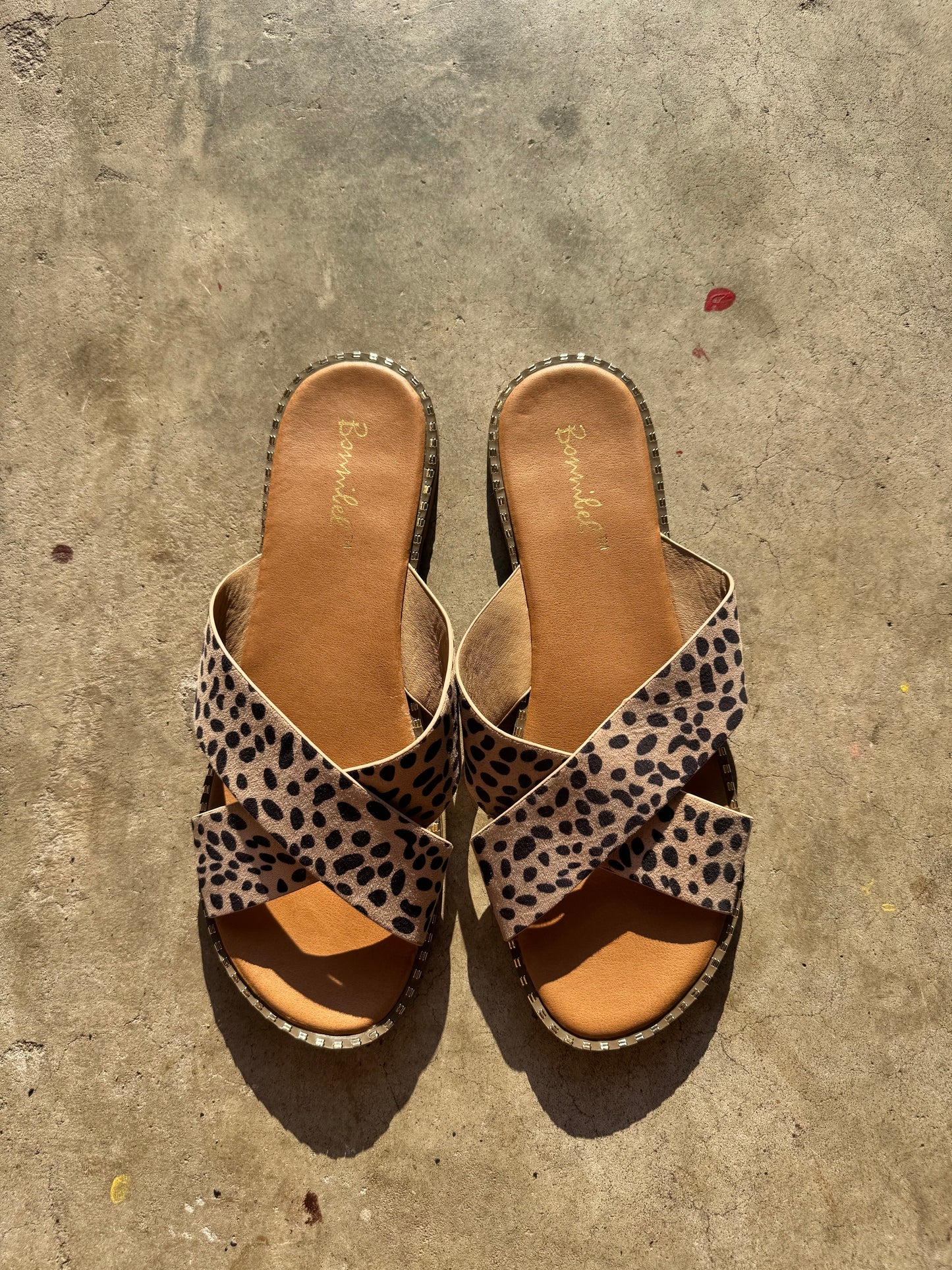 Slip ons